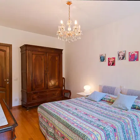 Loggia Degli Innocenti Laura - Flat In The Center And Near The With Two Bedrooms Lejlighed