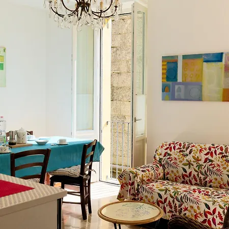 Loggia Degli Innocenti Laura - Flat In The Center And Near The With Two Bedrooms Apartman Verbania