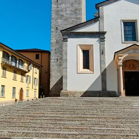 Loggia Degli Innocenti Laura - Flat In The Center And Near The With Two Bedrooms Lejlighed Verbania