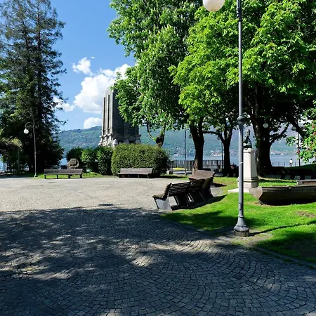 Lejlighed Loggia Degli Innocenti Laura - Flat In The Center And Near The With Two Bedrooms *