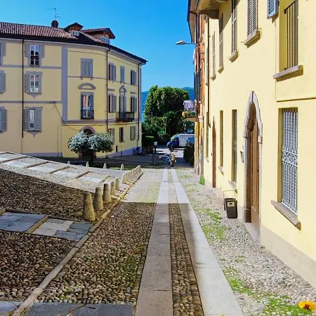 Loggia Degli Innocenti Laura - Flat In The Center And Near The With Two Bedrooms *