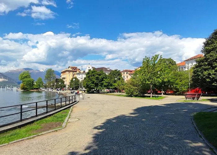 Apartament Loggia Degli Innocenti Laura - Flat In The Center And Near The With Two Bedrooms *