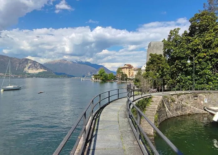 Loggia Degli Innocenti Laura - Flat In The Center And Near The With Two Bedrooms * Verbania