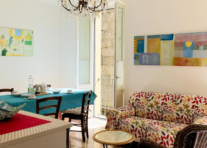 Loggia Degli Innocenti Laura - Flat In The Center And Near The With Two Bedrooms Apartament Verbania