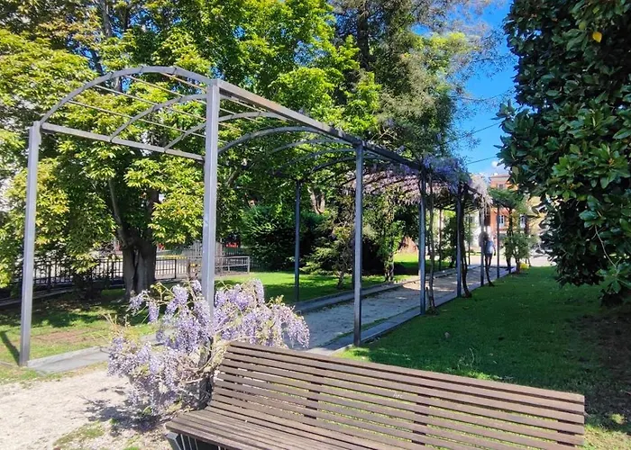 Apartament Loggia Degli Innocenti Laura - Flat In The Center And Near The With Two Bedrooms