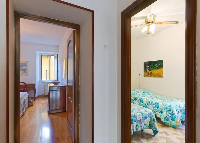 Loggia Degli Innocenti Laura - Flat In The Center And Near The With Two Bedrooms Verbania