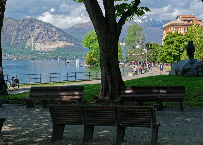 Loggia Degli Innocenti Laura - Flat In The Center And Near The With Two Bedrooms * Verbania